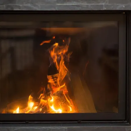 シャレー Osada Cztery Pory Roku チョルシュティン